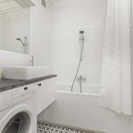 Apartment W Gdyni 200 M Do Plazy By Renters Gdynia